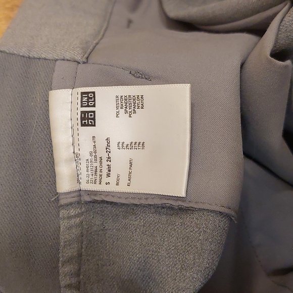 Light gray trousers - Picture 6 of 6